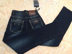 Новые джинсы Levis Miraj  Calvin Clein Diesel Hm Angel Devi