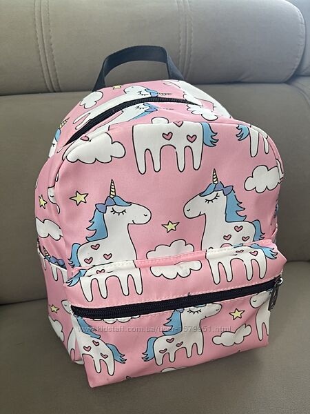 Рюкзак для дівчинки з єдинорогами. Відмінний стан