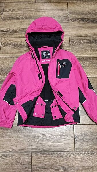Фирменная лыжная куртка