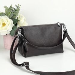 Шкіряна крос-боді на 3 відділення, кольори в асортименті