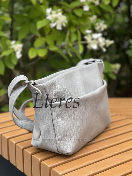 #6: світло-сіра