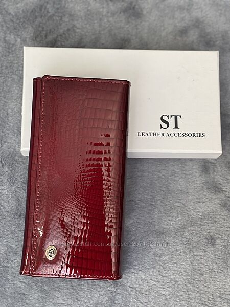 Шкіряний жіночий бордовий гаманець st s2001а 