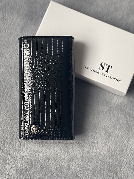 Шкіряний жіночий гаманець ST S8001А, чорний і бордовий