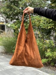 #9: коричнева