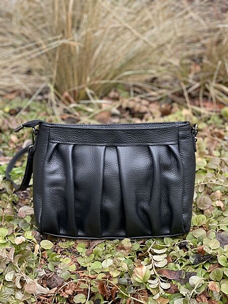 Шкіряна чорна крос-боді, Італія