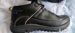 Кроссовки Clarks trigenic 37р