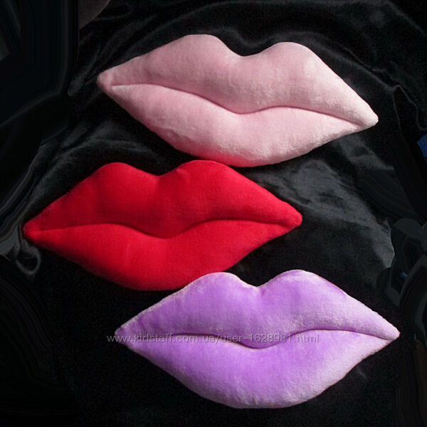 Декоративная авторская подушка губы подарок декор губки салон красоты брови