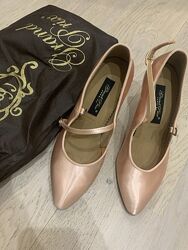 Женские бальные туфли