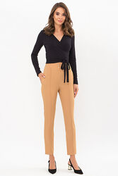 Пісочні офісні брюки. розпродаж