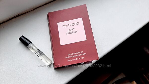 Tom ford lost cherry&ltОригинал миниатюра пробник mini vial spray 2 мл книжка