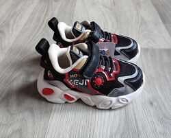 Кросівки 24 р 15 див Bessky