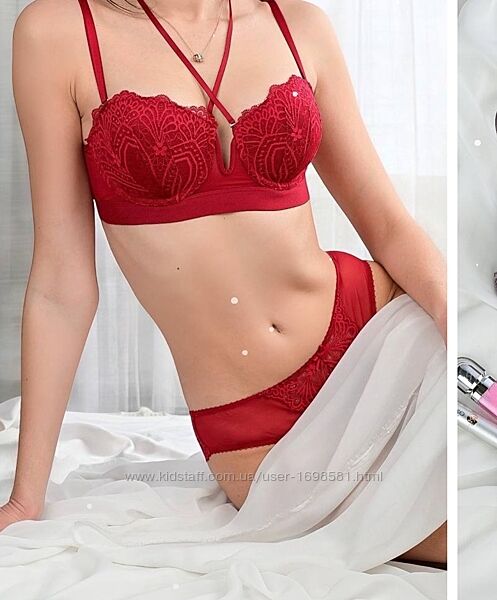 Комплект жіночої білизни 38/85C