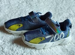 Кросівки 28 р 17 см 