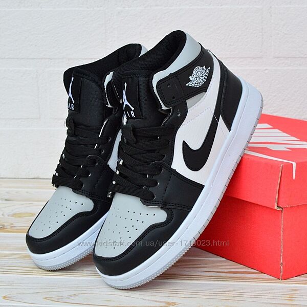 Nike Air Jordan 1 Retro кроссовки найк аир джорданы кросовки
