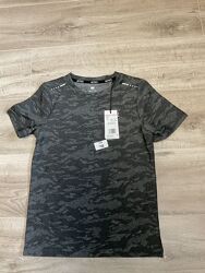 Футболка F&F active 7-8 років нова