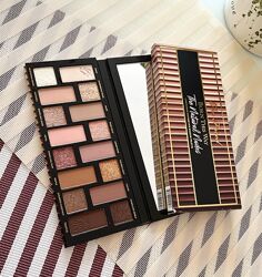 Палетка тіней Too Faced Born This Way The Natural Nudes Eyeshadow Palette