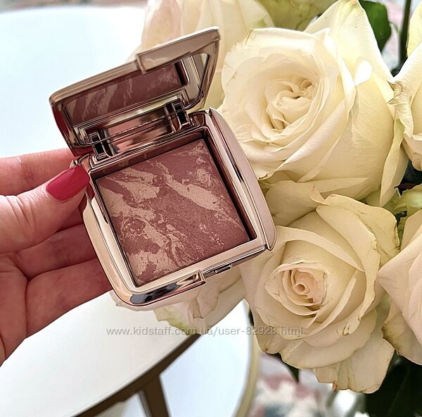 Румяна Hourglass Ambient Lighting Blush. Оригінал. Купляли в Англії