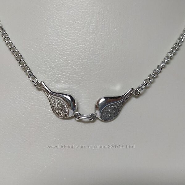 Бижутерия: цепочки, чокер, ожерелья, кольца, браслеты, серьги.