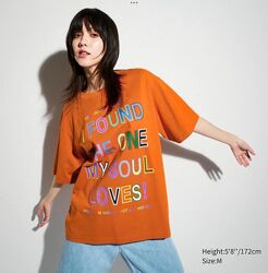Яскраві футболки uniqlo різні