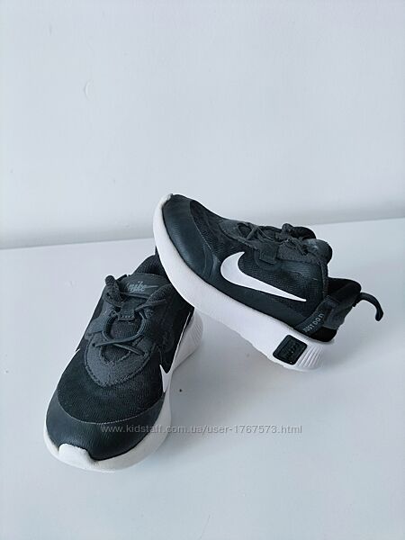 Кроссовки Nike размер 22