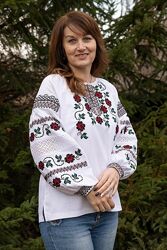 Вишиванки з об&acuteємними рукавами