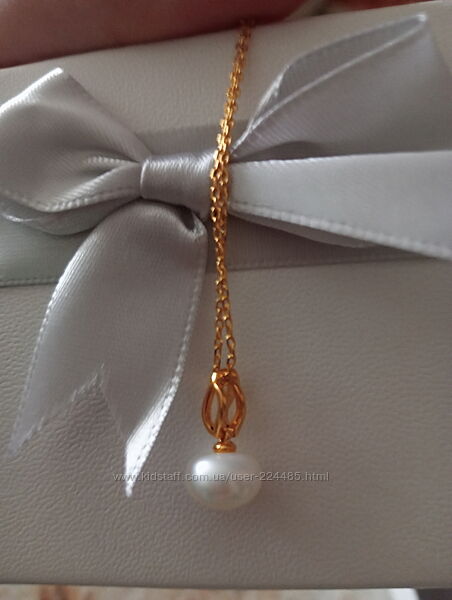 золотой кулон Au750 пробы с натуральным жемчугом