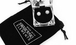 серебряные серьги с кристаллами Swarovski.