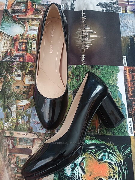 Шкіряні лакові туфлі