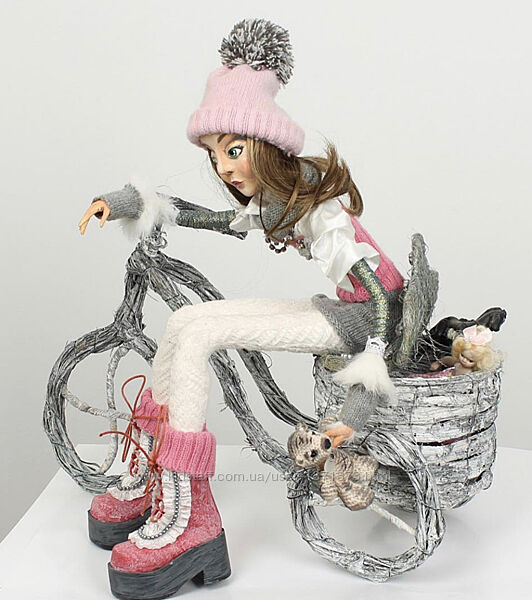 Уникальная авторская кукла ручной работы Девочка на велосипеде