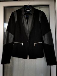 KAREN MILLEN Дорогий бренд S-M колекція 2023р. Стильний чорний піджак Гарни