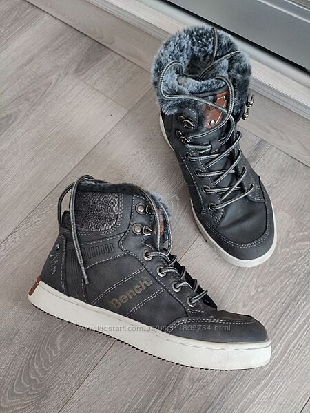 Зимові черевики хайтопи