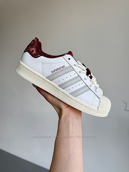 Топові Жіночі Кросівки Adidas Superstar White Red // White Beige 