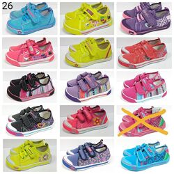 Кеды, мокасы, мокасины на девочку. Венгрия