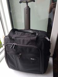 Cумка на колесах Victorinox