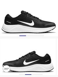 в наявності  Nike  38,5р.