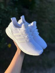 Чоловічі кросівки для бігу Adidas Ultraboost - 45p.  