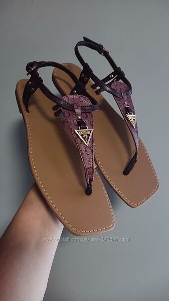 В наявності  босоніжки GUESS -39-40p. 
