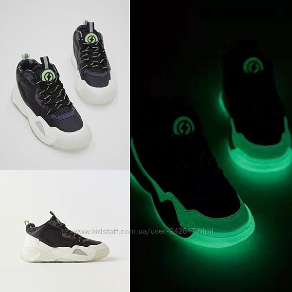 В наявності підліткові кросівки ZARA що світяться в темноті