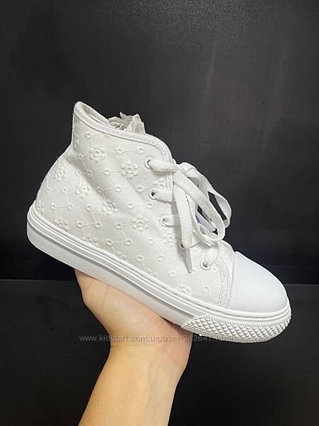 Кеди в вишиту квіточку   Primigi 34р.