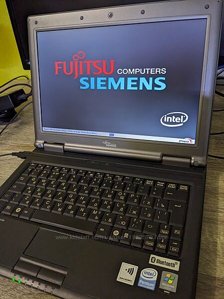 Ноутбук Fujitsu-Siemens ESPRIMO Mobile U9200 4Гб/SSD 250 Гб