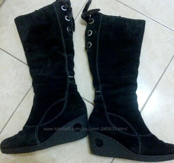 Сапоги натур goretex туфли италия  Босоножки кожа натур замш р 38-39
