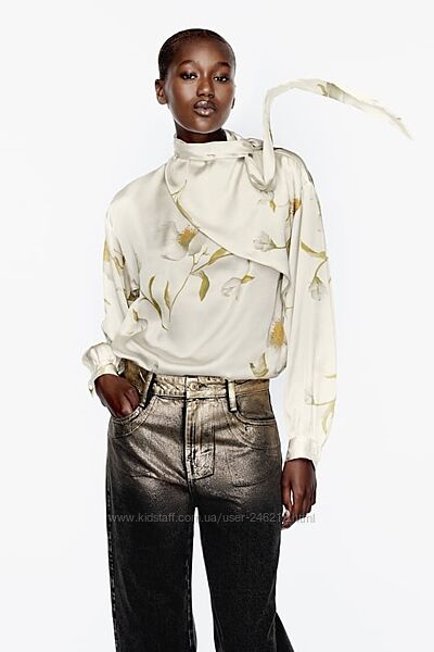 Квіткова атласна блуза Zara р. L