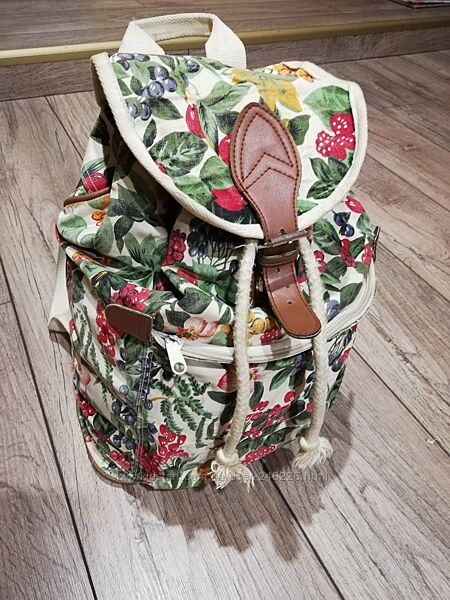 Рюкзак цветочный принт