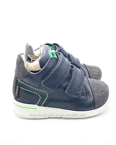 Оригінальні дитячі черевики Ecco