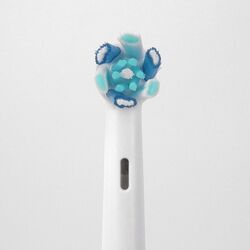 #7: Oral-B io 9 White