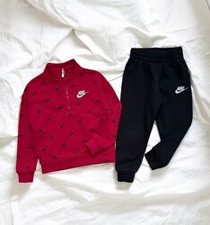 Оригінальний спортивний костюм nike на хлопчика