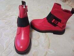 Детские демисезонные ботинки утепленные для девочек.