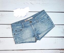 Стильные короткие джинсовые шорты с вышивкой и потертостями ONLY, размер 44