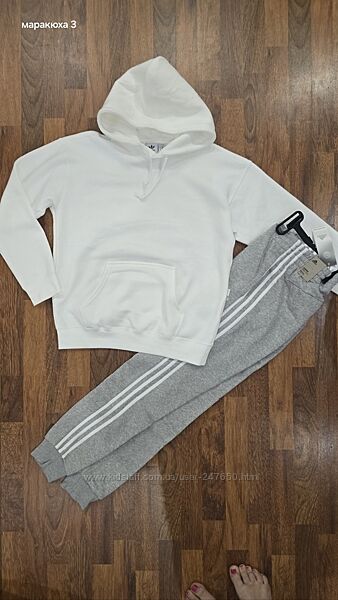Спортивний костюм на флісе Adidas , розмір  xs, s