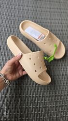 Шльопанці Crocs Classic